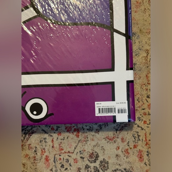 Sealed Hardcover The Hermès Scarf History & Mystique Coffee Table Book - Picture 3 of 7